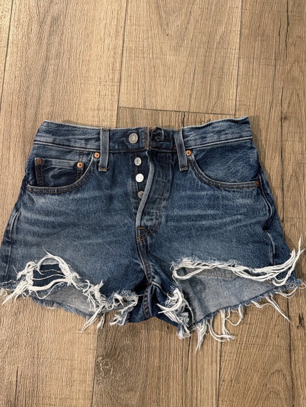 Levi cut offs
